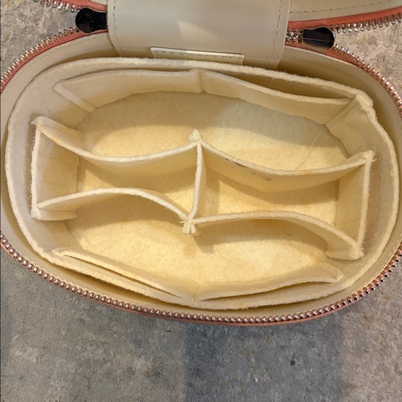 Saie Peach Mini Cosmetic Bag - Picture 3 of 4